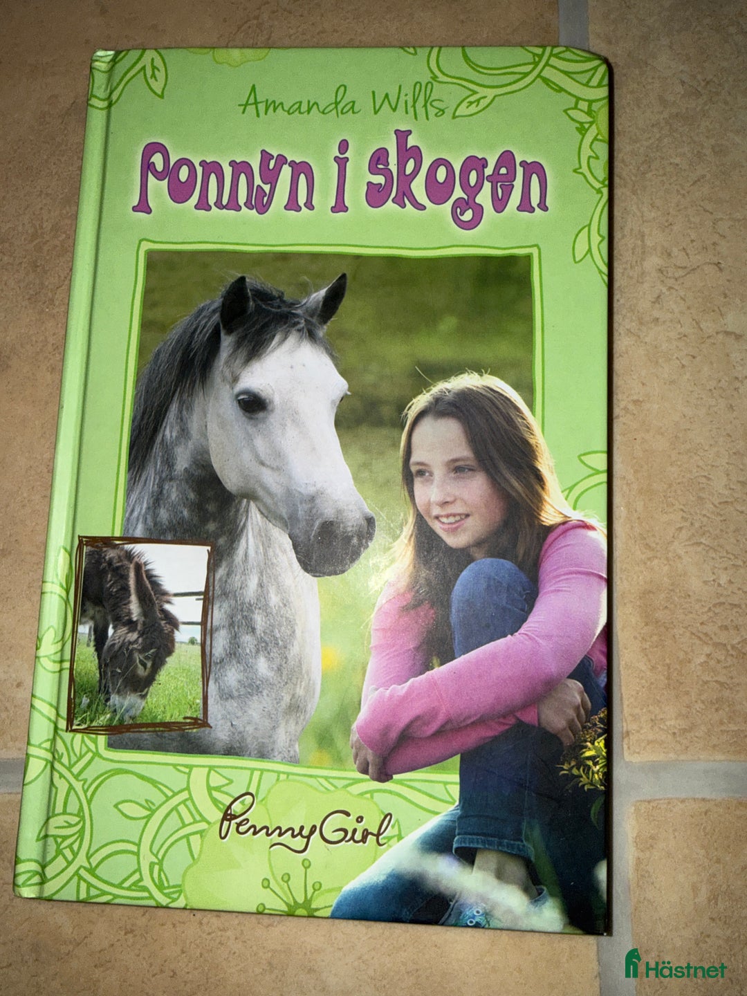 Övrig utrustning övrig utrustning till salu: Hästböcker i Årsunda - Annons 2