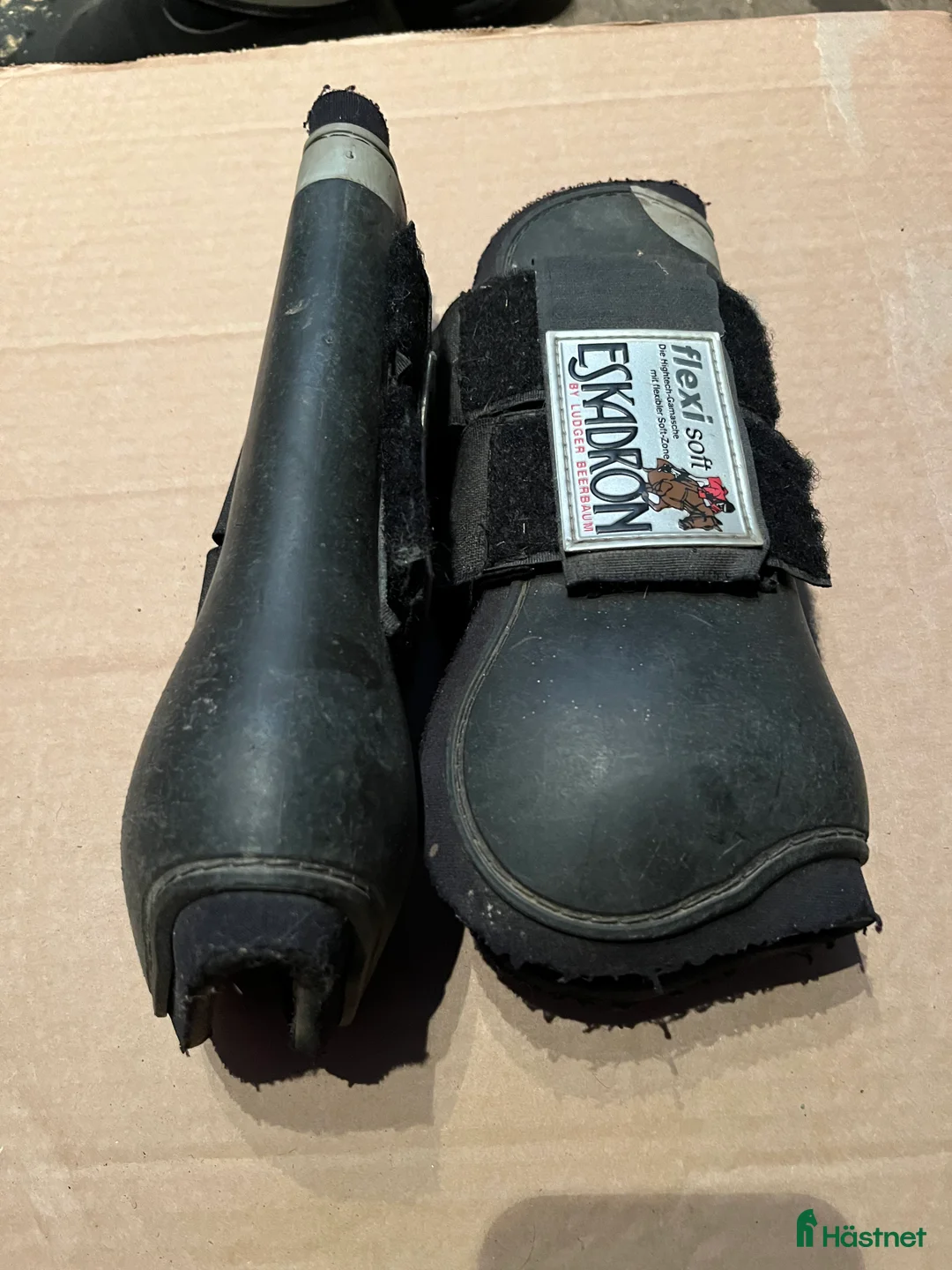 Benskydd hästutrustning till salu: Eskadron och terrängskydd i Drottningholm - Annons 5