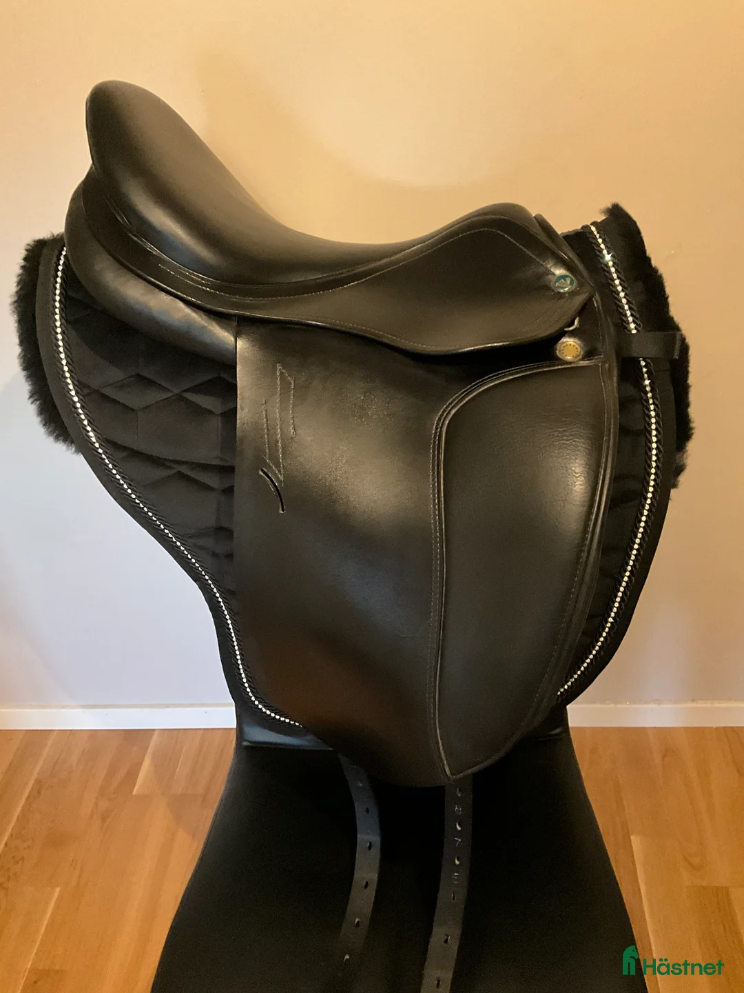 Sadlar hästutrustning till salu: Prestige Roma Iceland 17", vidd 36 - Annons 2