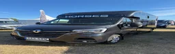 Hästlastbilar  fordon & transport till salu: Hästlastbil b-kort sovdel meeting el  - Annons 2