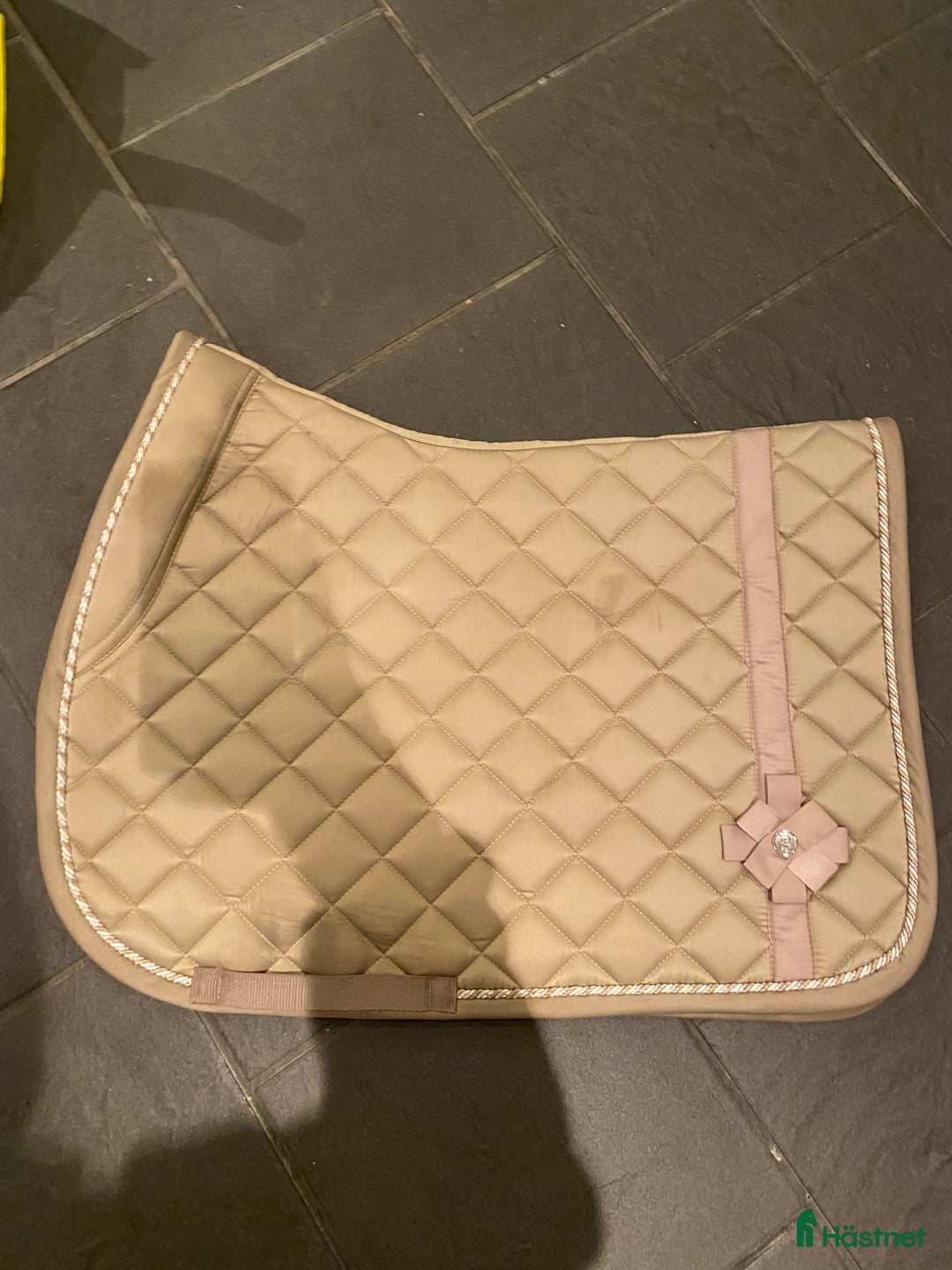 Schabrak & Vojlockar hästutrustning till salu: Schabrak säljes i Tjureda - Annons 1