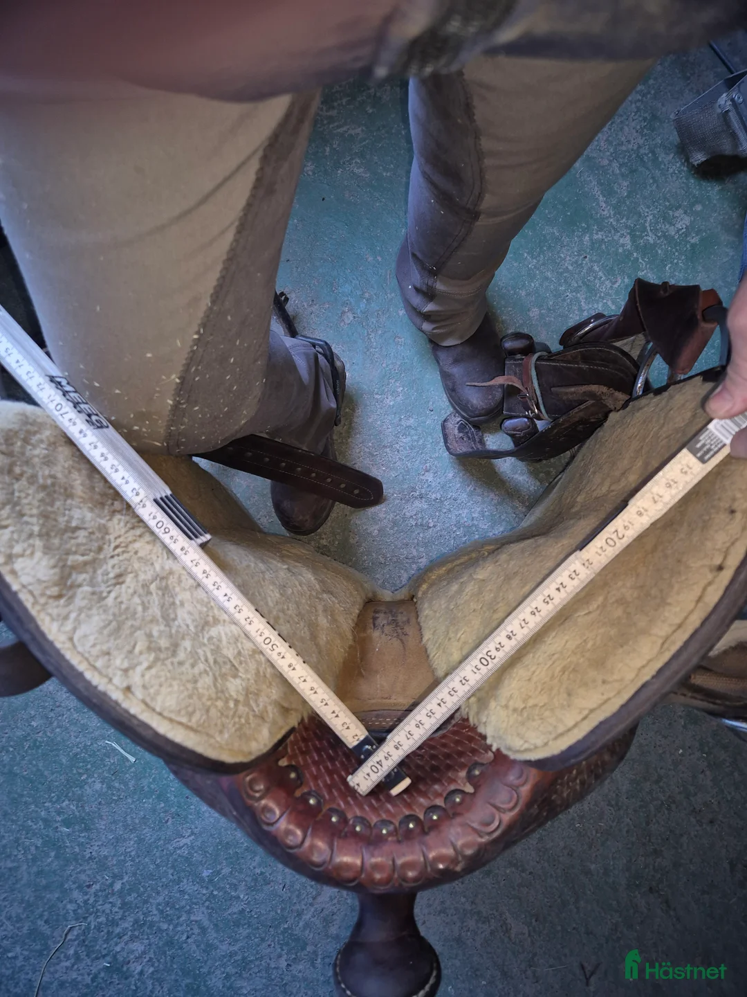 Sadlar hästutrustning till salu: Gedigen,tung westen sadel i Sunne - Annons 5