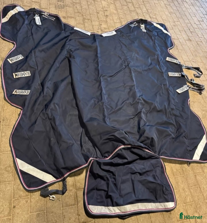 Täcken hästutrustning Rambo Supreme 145cm 0g - Annons 1