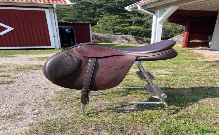 Sadlar hästutrustning till salu i Nynäshamn - Annons 13