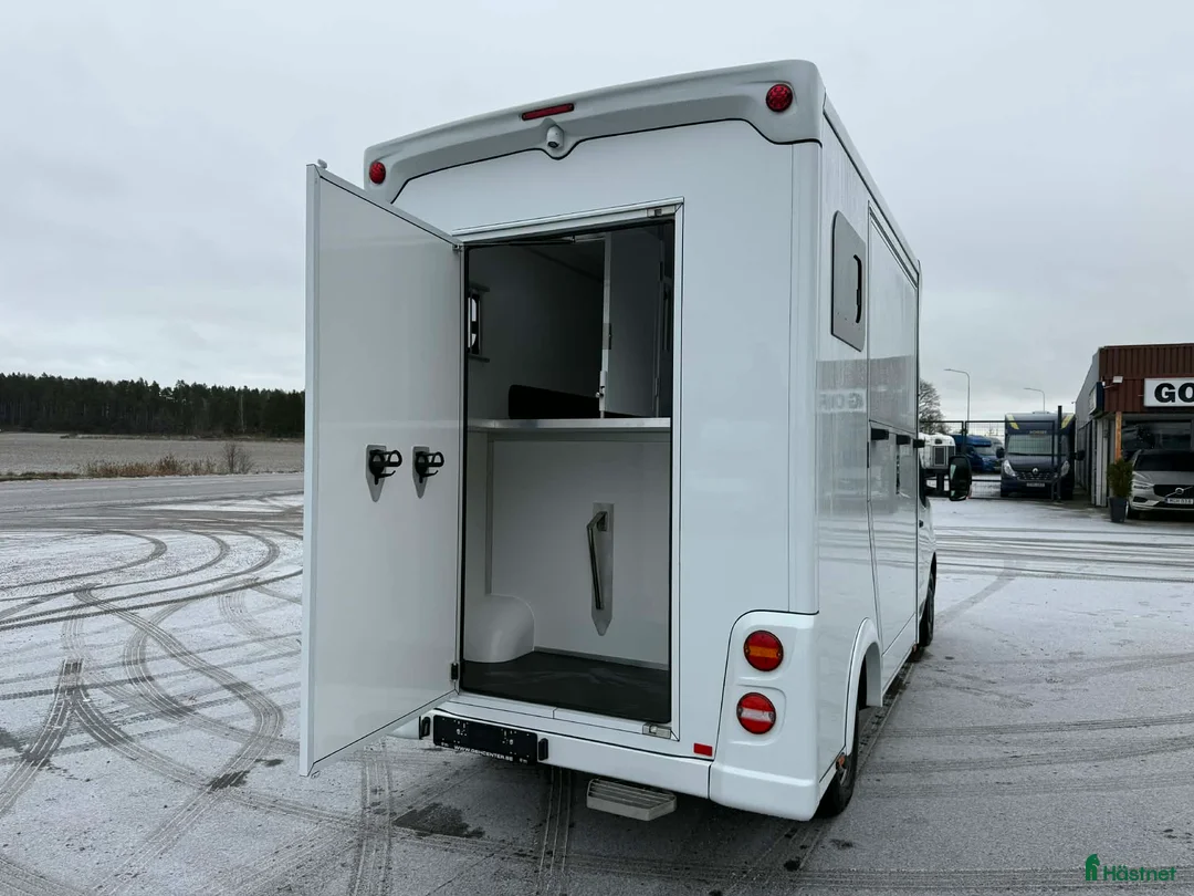 Hästlastbilar  fordon & transport till salu: NORDIC HORSE 3 *HÖG LASTVIKT*  i Köping - Annons 6