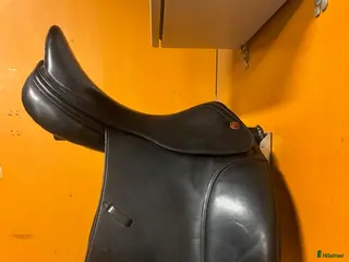 Sadlar hästutrustning Dressyrsadel Prestige Venus - Annons 4