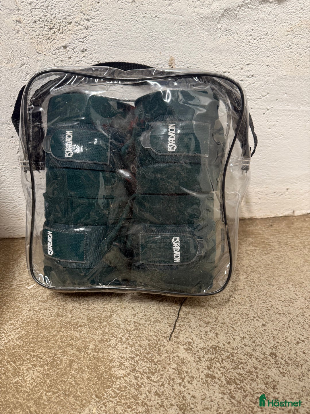 Benskydd hästutrustning till salu: Benlindor från eskadron i Vännäs - Annons 2