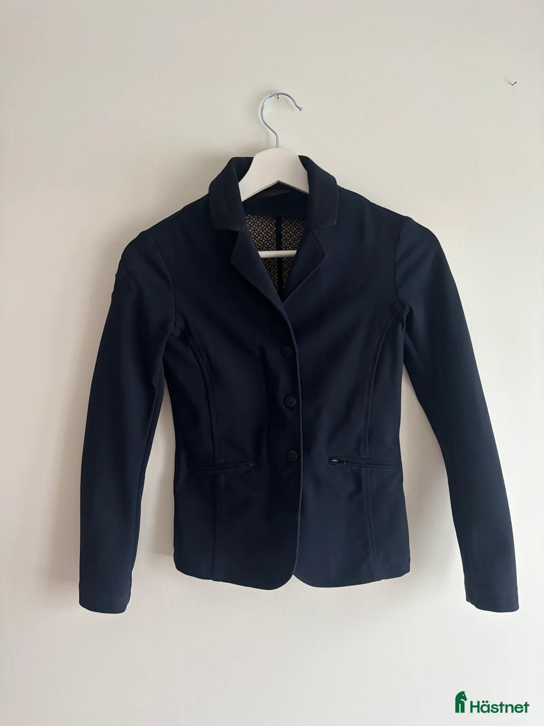 Jackor & Kavajer ryttarutrustning till salu: Cavalleria Toscana kavaj - Annons 1