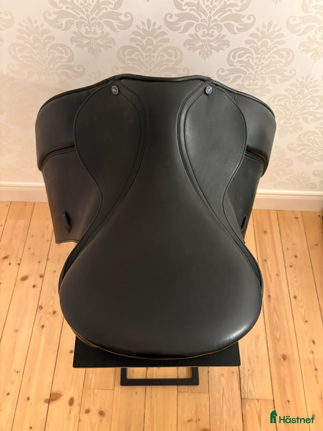 Sadlar hästutrustning till salu: Lippo Vanessa 17,5” i Ludvika - Annons 6