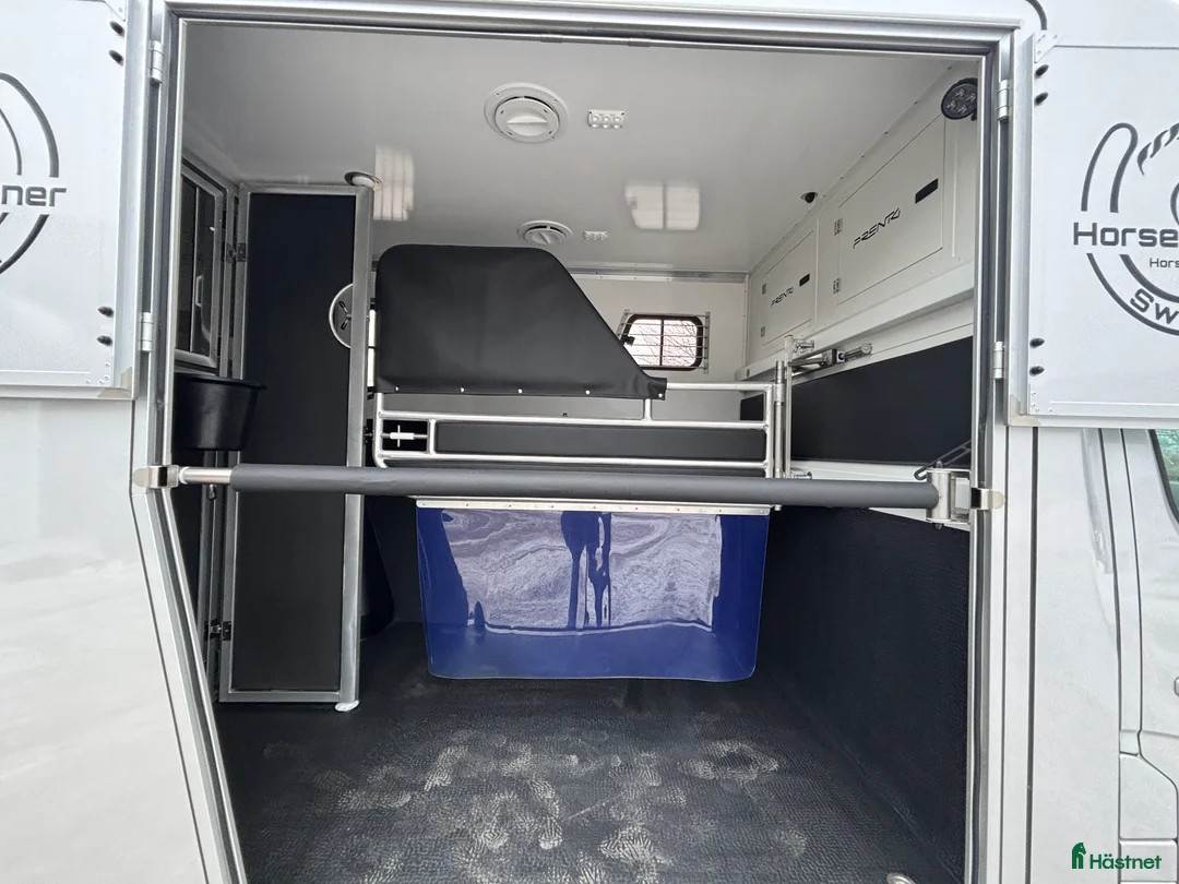Hästlastbilar  fordon & transport till salu: Horsepartner Exclusive Hästbil - Annons 16