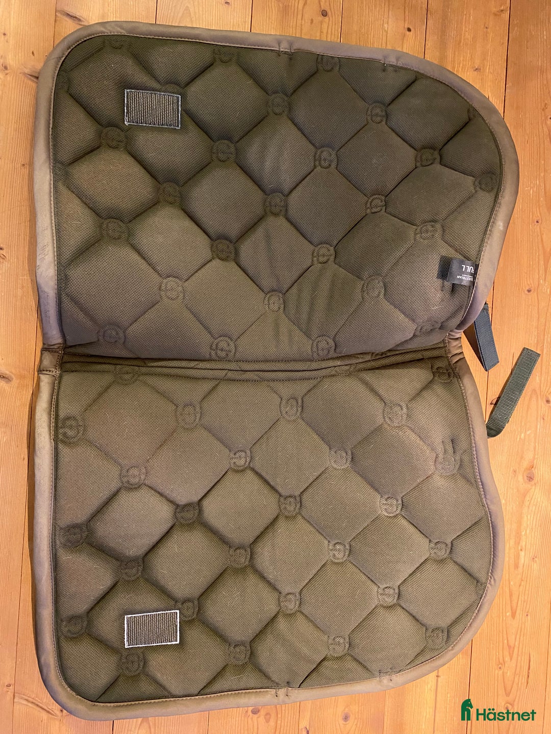 Schabrak & Vojlockar hästutrustning till salu: ES schabrak i mycket fint skick  i Sala - Annons 3