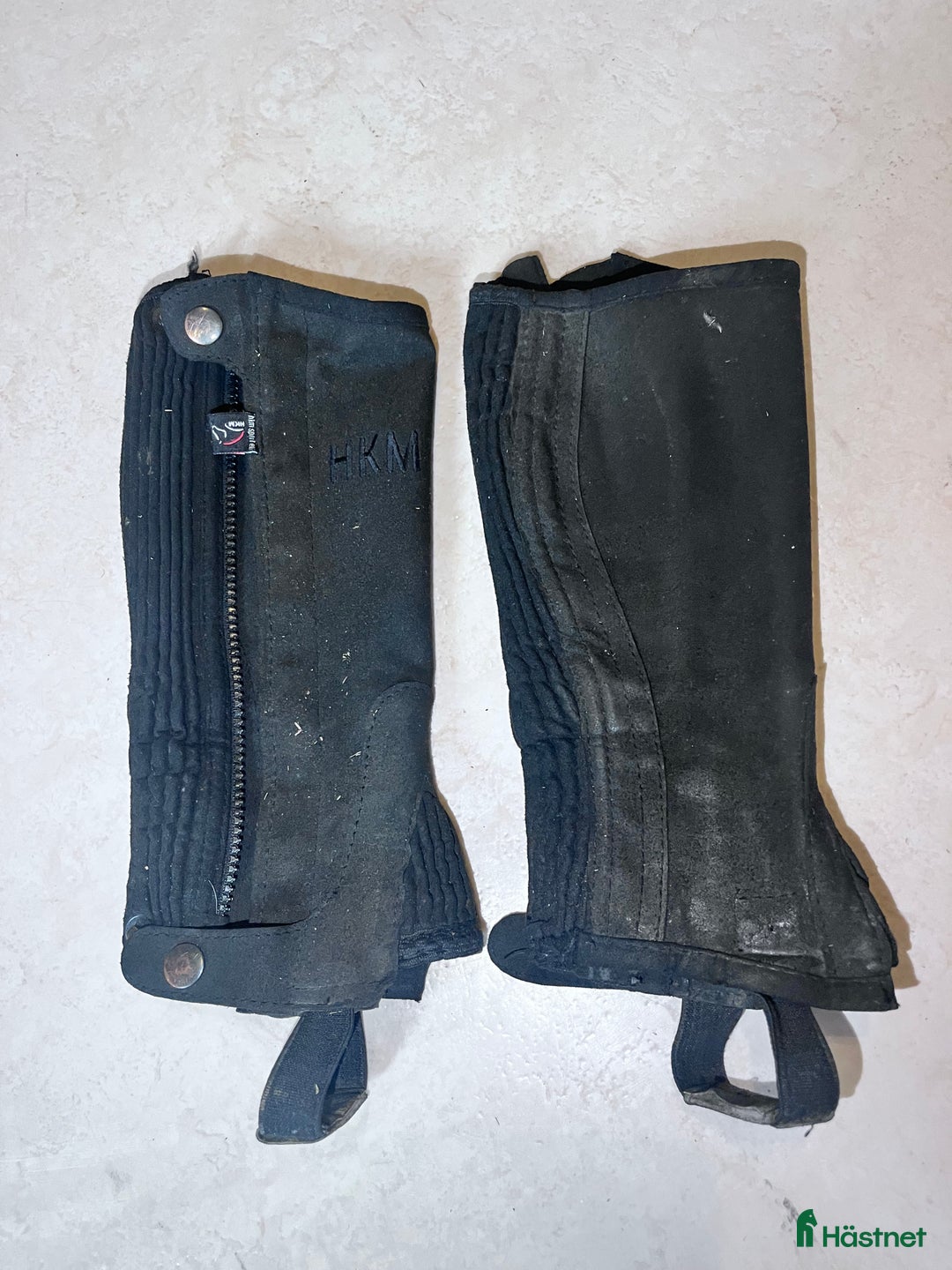 Ridstövlar ryttarutrustning till salu: Shortchaps, junior i Nygård - Annons 1