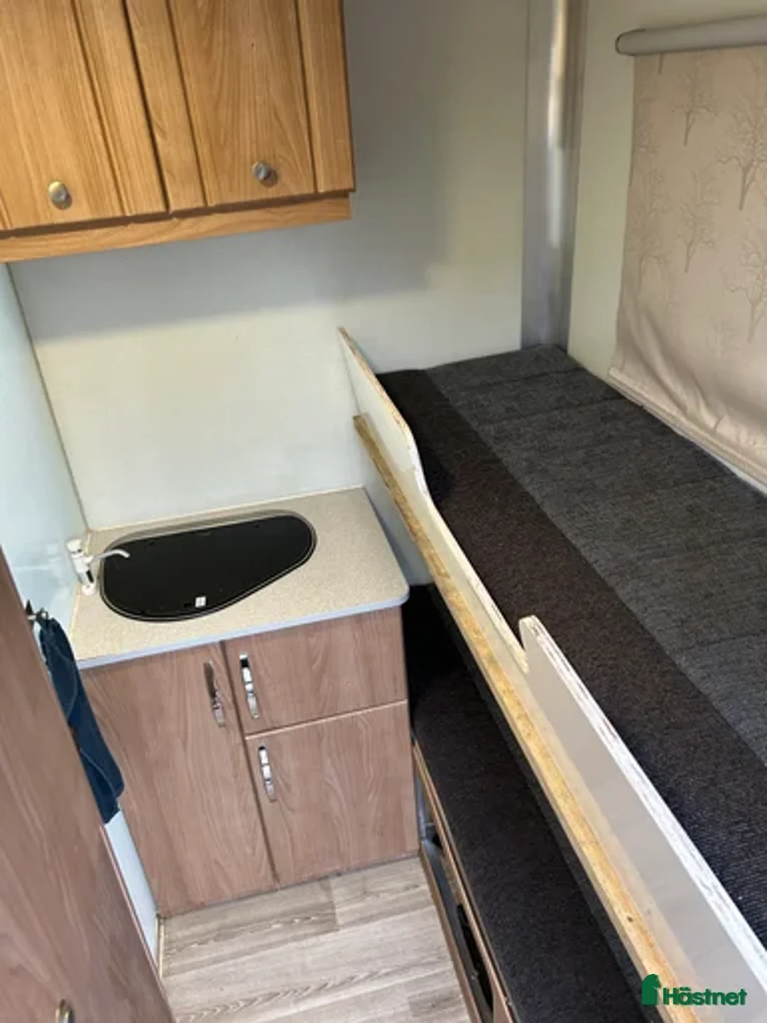 Hästlastbilar  fordon & transport till salu: Unik b-kortsbuss med bodel bak🤩 - Annons 5