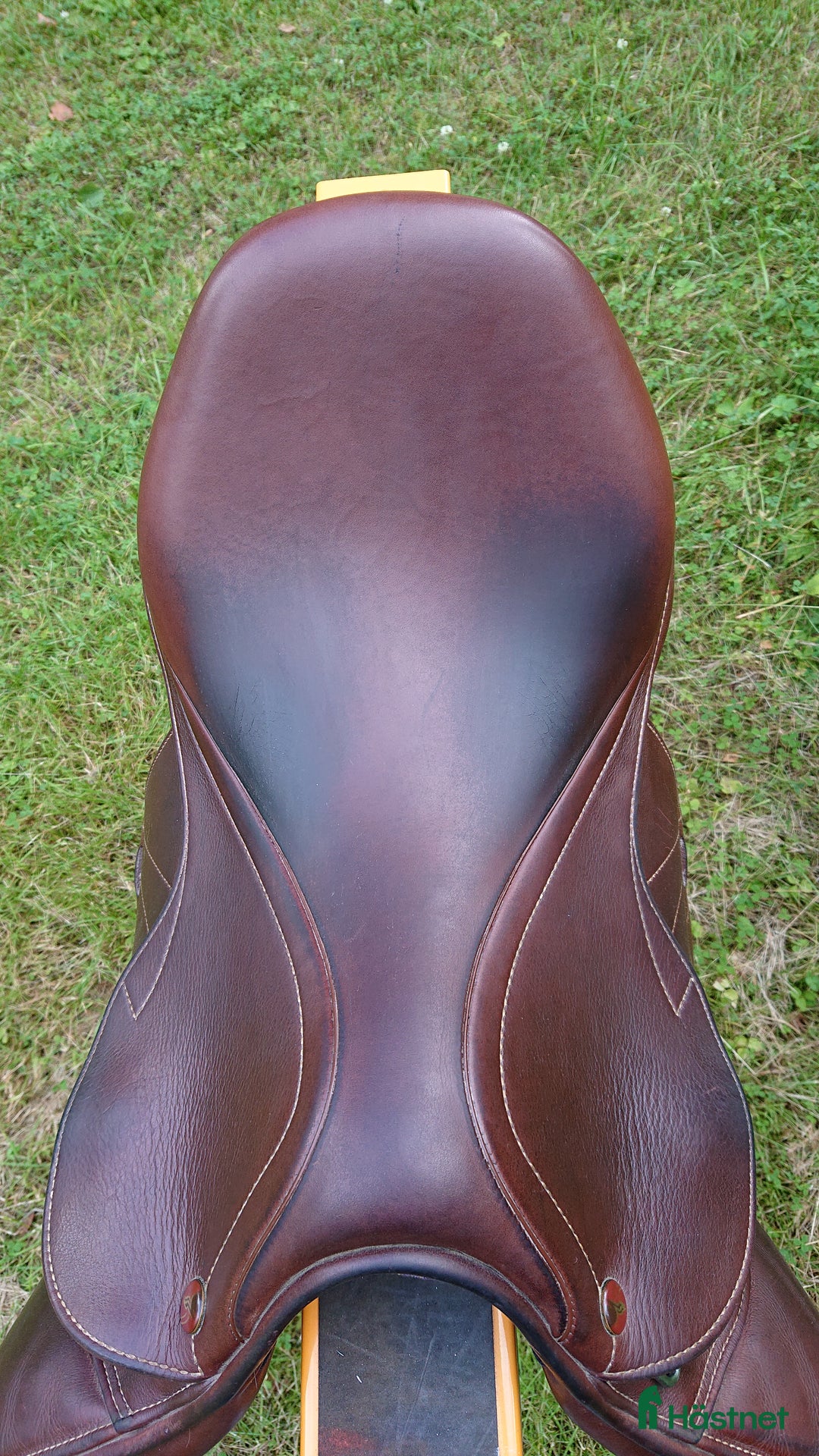 Sadlar hästutrustning till salu: Prestige Versailles hoppsadel  i Järvsö - Annons 2