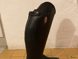 Ridstövlar ryttarutrustning till salu: Läderridstövlar i Nävlinge - Annons 1