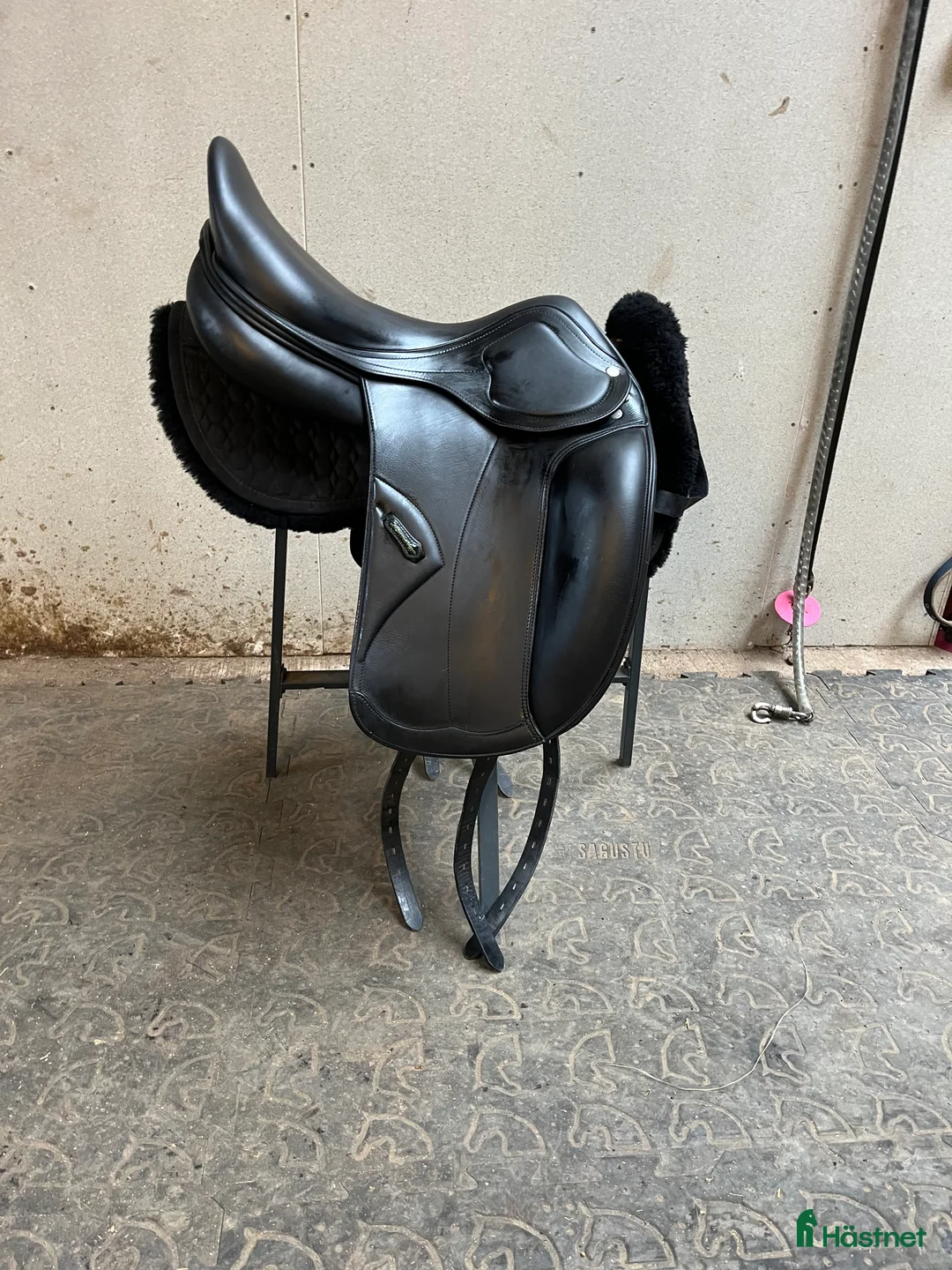 Sadlar hästutrustning till salu: Amerigo classic dressyrsadel i Nybro - Annons 2