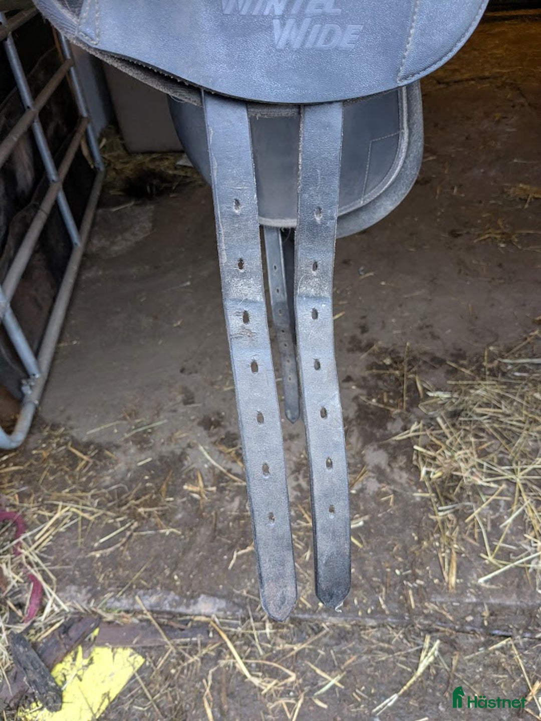 Sadlar hästutrustning till salu: sadel i Hamneda - Annons 4