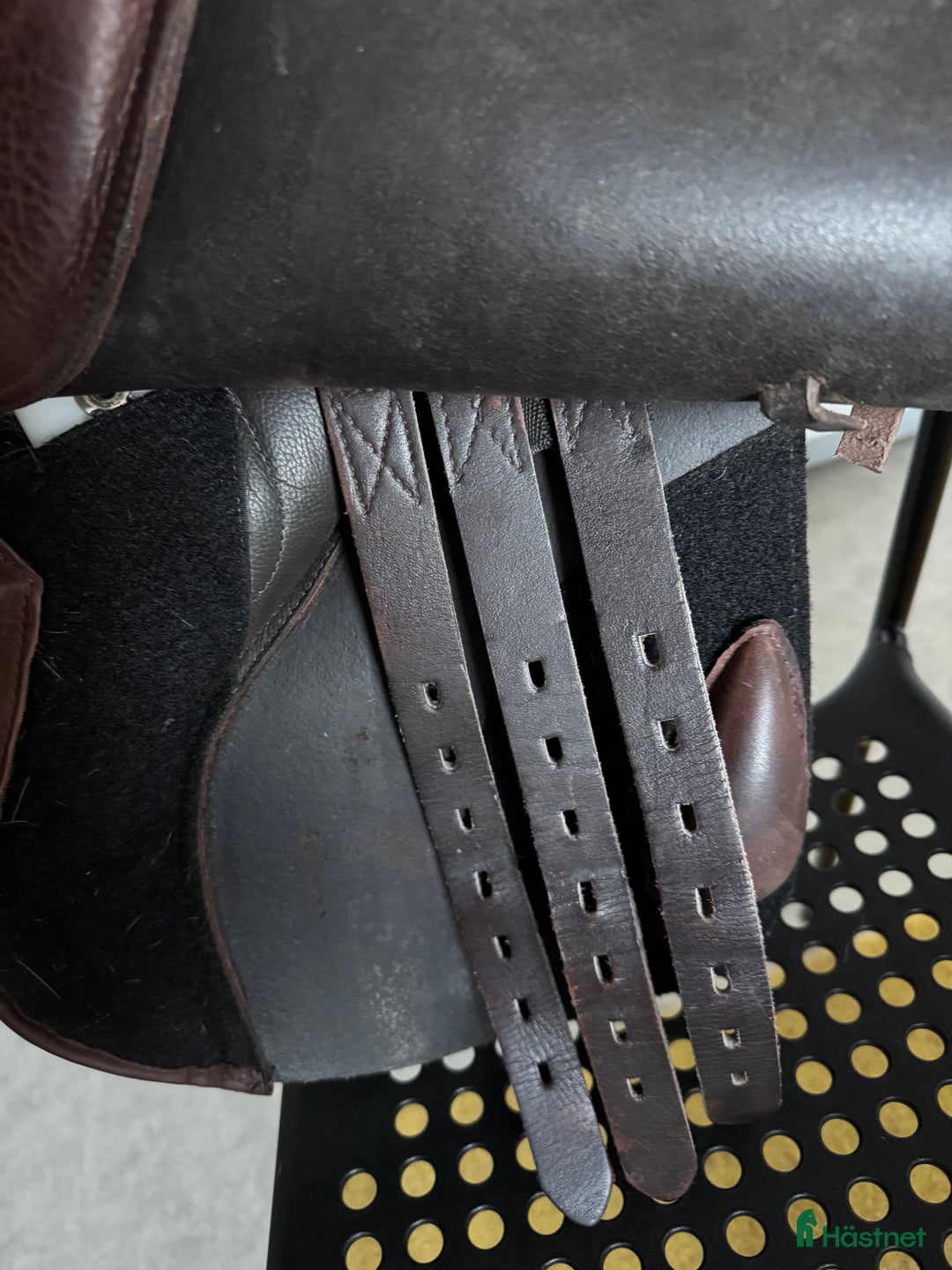 Sadlar hästutrustning till salu: Hoppsadel i Habo - Annons 3