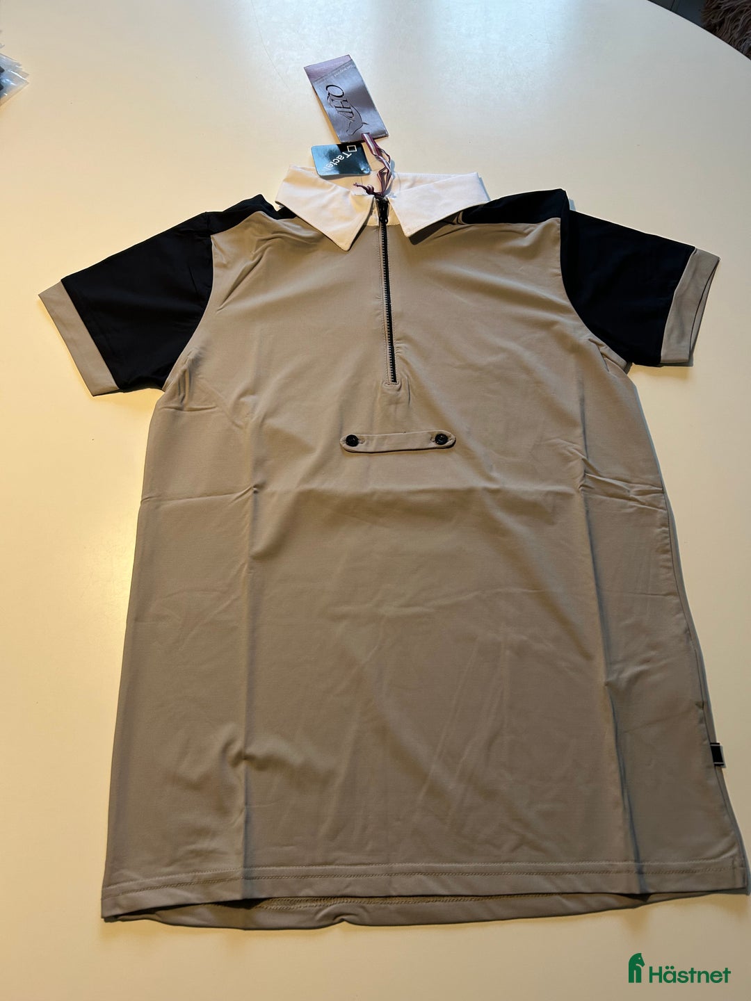 Övrigt Ridkläder ryttarutrustning till salu: QHP competitionshirt Kyle storlek 140,164,176 i Vellinge - Annons 2