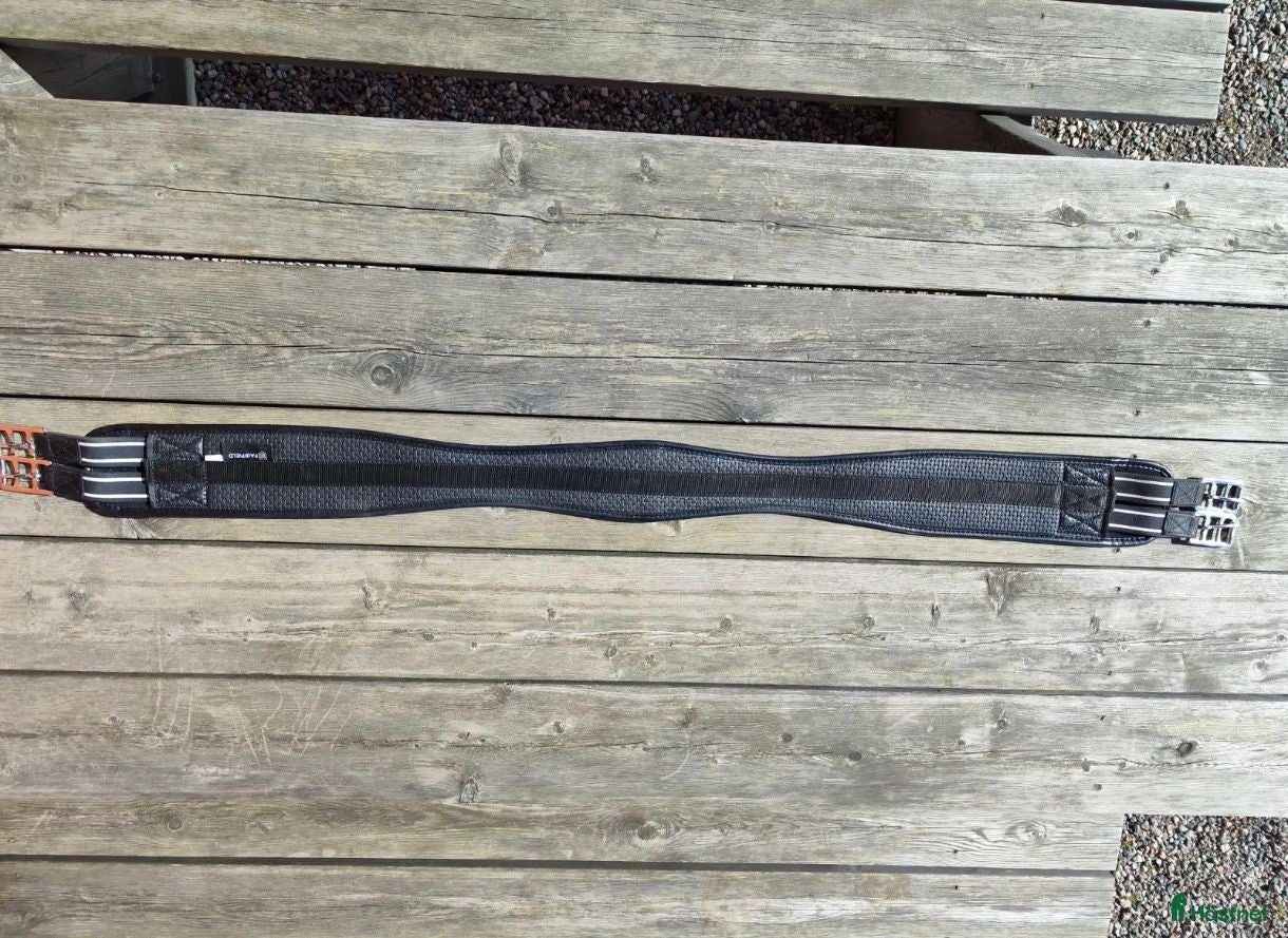 Sadeltillbehör hästutrustning Svart sadelgjord 130cm  - Annons 1