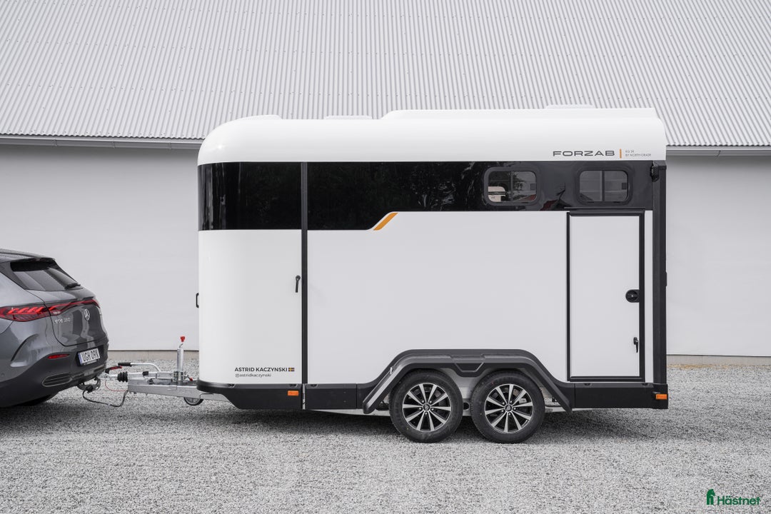 Hästtransporter  fordon & transport till salu: Demovagn Forzab EQ3R i Harestad - Annons 1