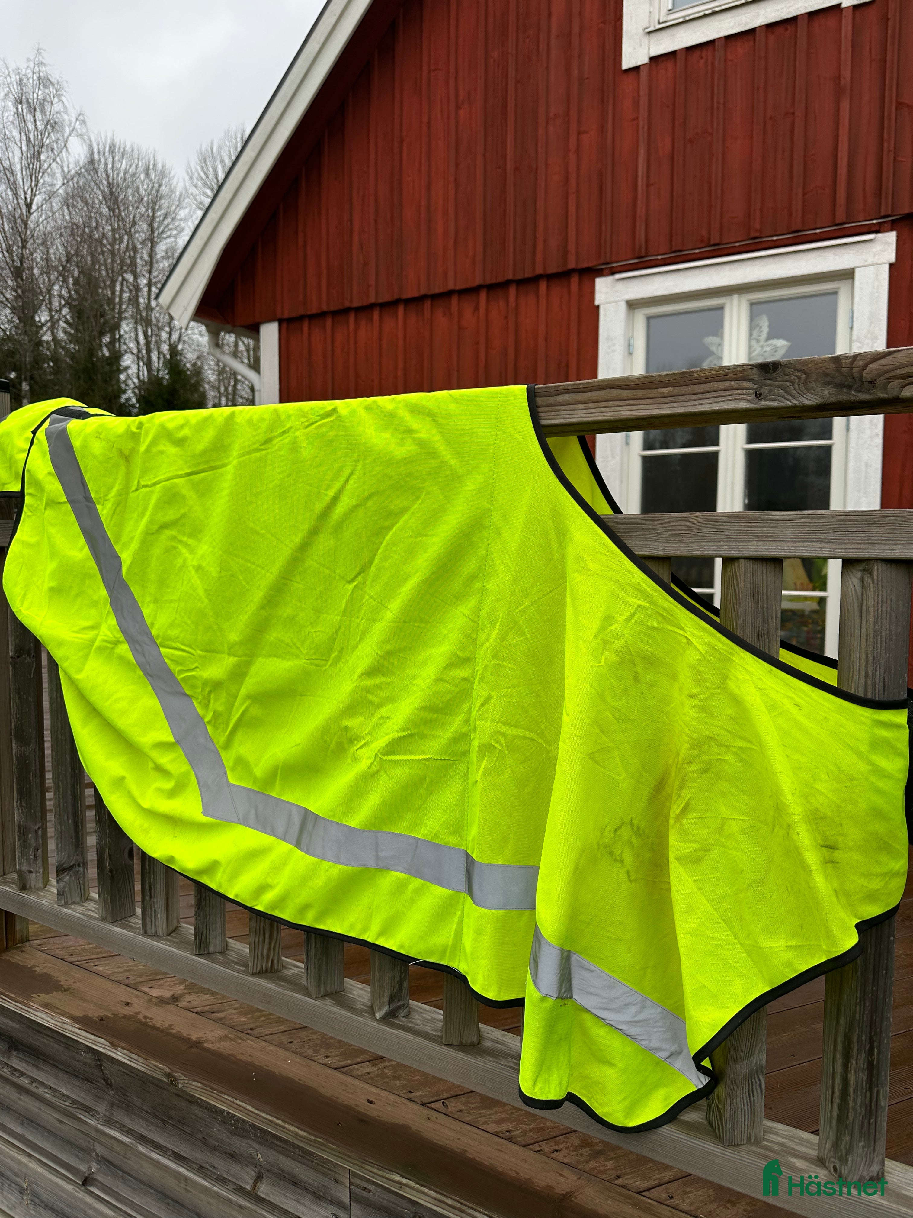 Täcken hästutrustning till salu: Skrittäcke reflex i Värends Nöbbele - Annons 9