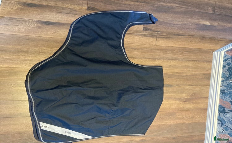 Täcken hästutrustning till salu i Onsala - Annons 15