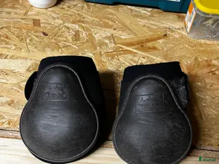 Benskydd hästutrustning Eskadron bakskydd i Kvicksund - Annons 7