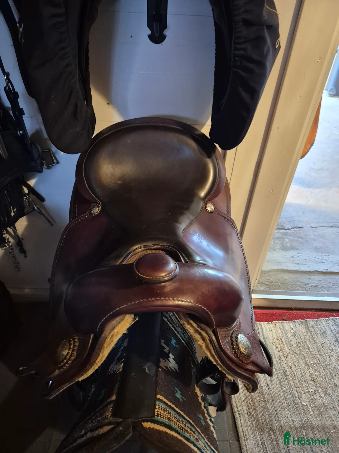 Sadlar hästutrustning till salu: Pools FQB i Strömsnäsbruk - Annons 2