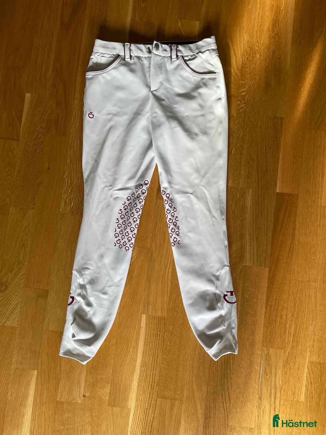 Ridbyxor ryttarutrustning till salu: Cavalleria Toscana JR ridbyxor i Sala - Annons 1