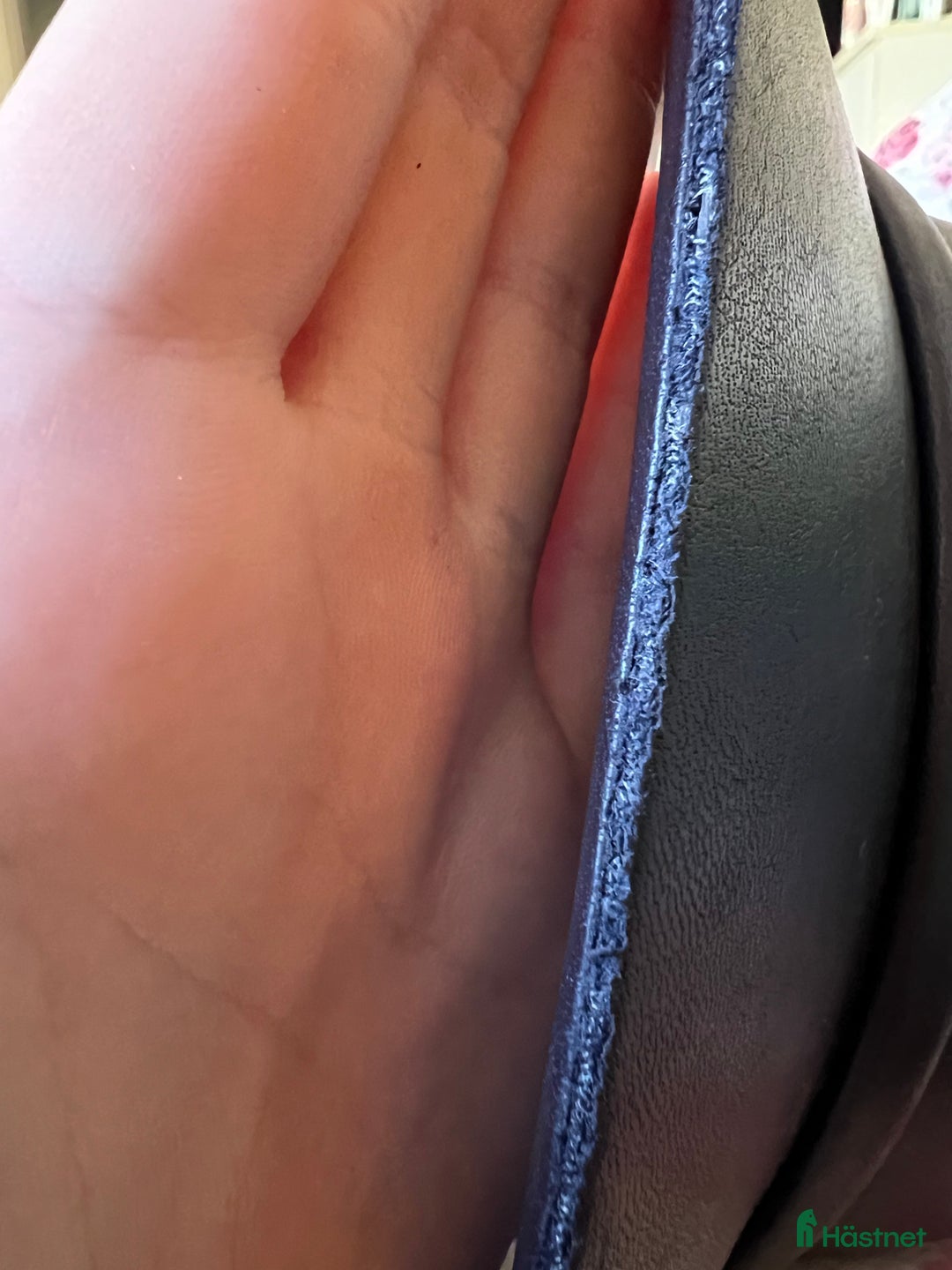 Hjälmar ryttarutrustning till salu: Charles owen i Ängelholm - Annons 4