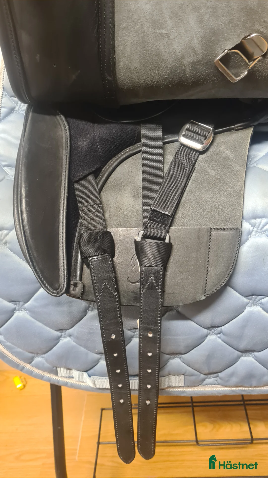 Sadlar hästutrustning till salu: Bates Pony Dressyr i Hamneda - Annons 2