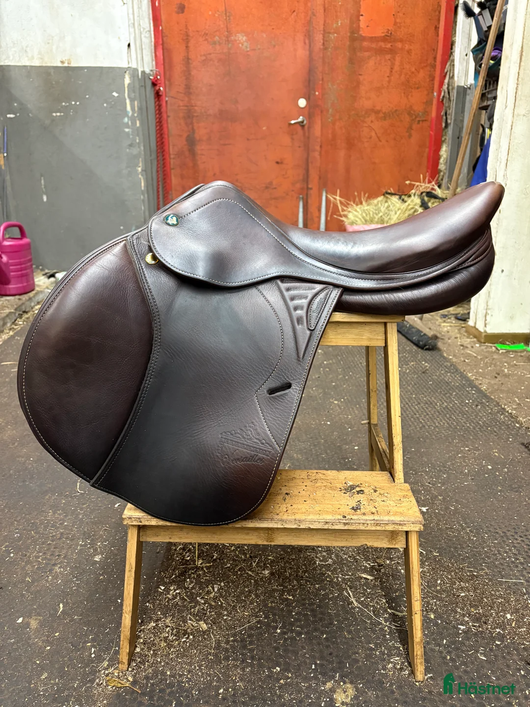 Sadlar hästutrustning till salu: Skön hoppsadel! i Huskvarna - Annons 2