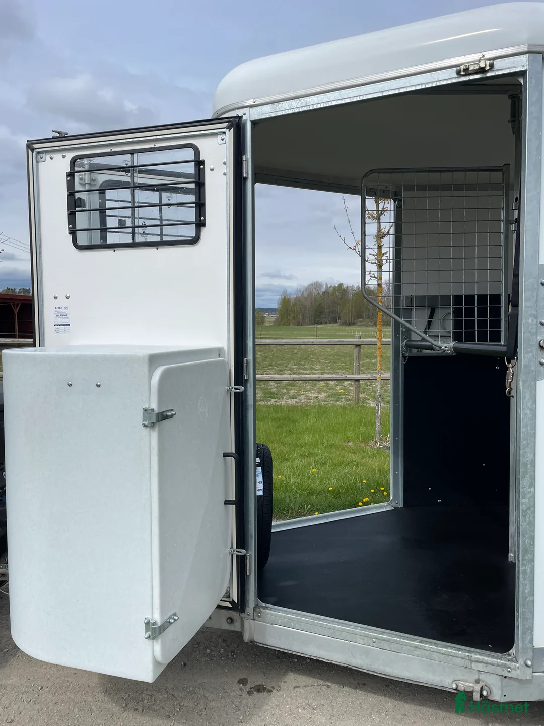 Hästtransporter  fordon & transport till salu: Fautras Provan Premium -21 i Sorunda - Annons 5