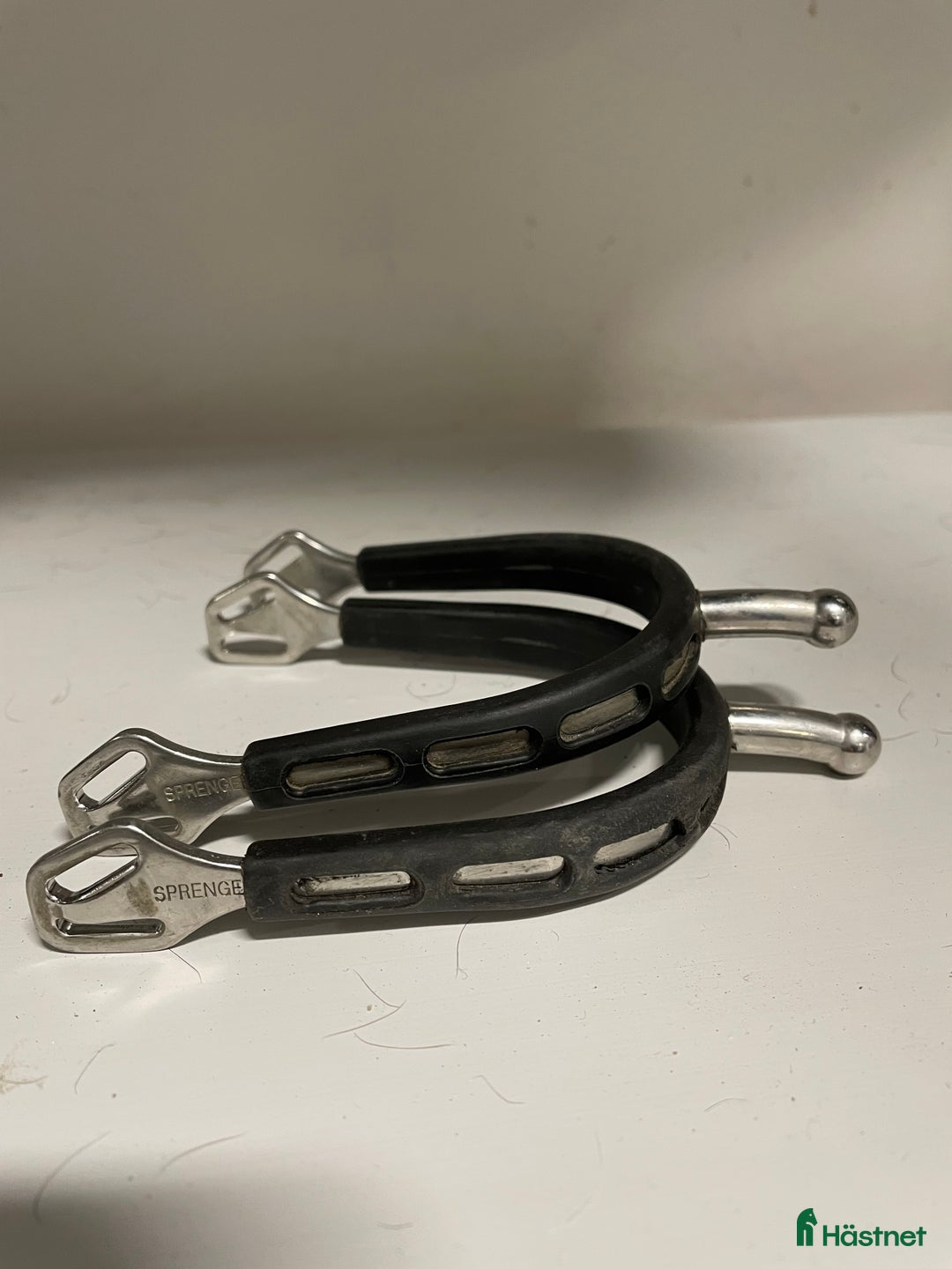 Övrig Ryttarutrustning ryttarutrustning till salu: Sprenger sporrar , 25mm i Töllsjö - Annons 1