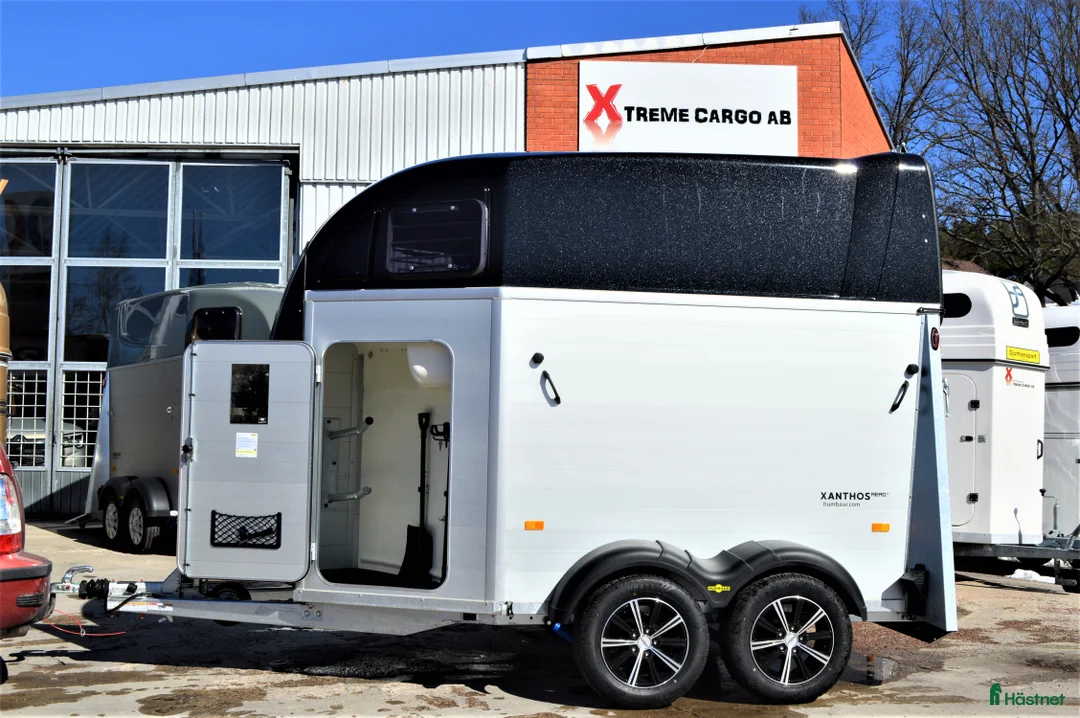 Hästtransporter  fordon & transport till salu: Humbaur Xanthos Aero 2022 Totalvikt 2000kg - Annons 1