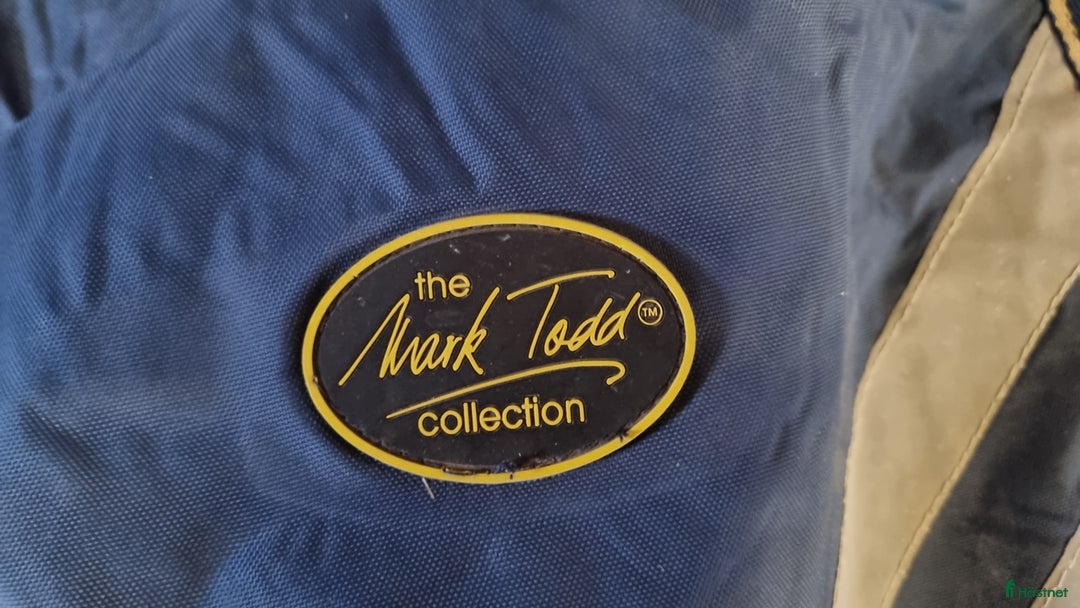 Täcken hästutrustning till salu: Ländtäcke i Färentuna - Annons 2