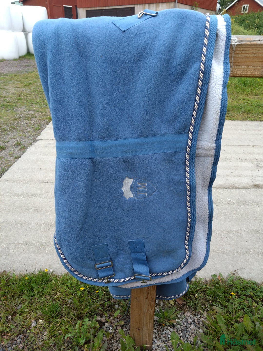 Täcken hästutrustning till salu: Täcken i Fellingsbro - Annons 4