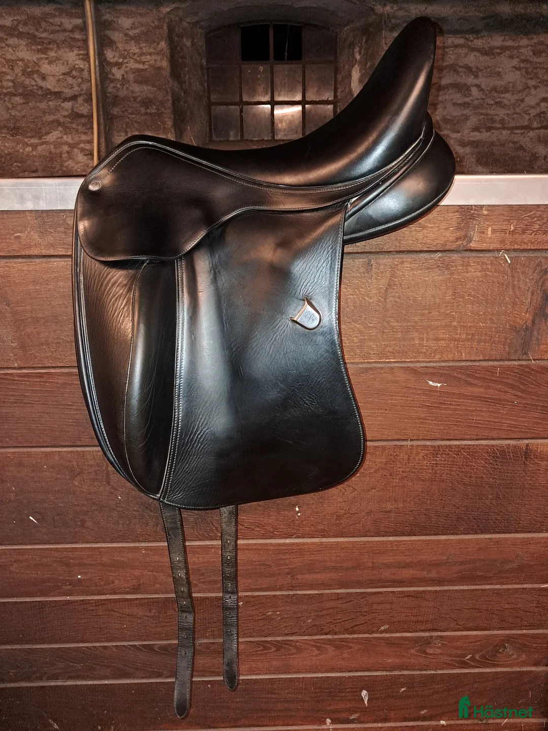 Sadlar hästutrustning till salu: Bates dressyrsadel i Mörbylånga - Annons 1