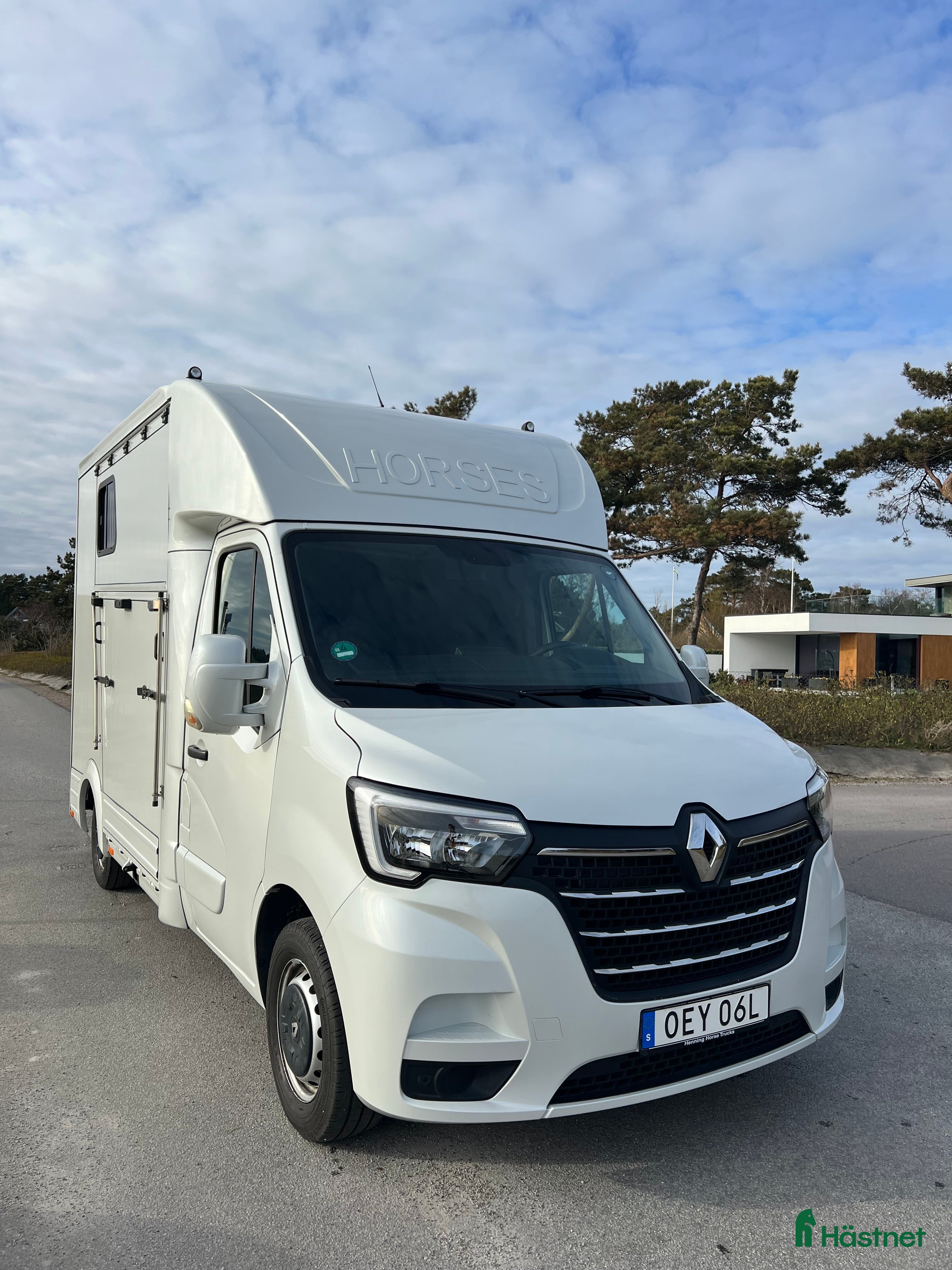 Hästlastbilar  fordon &amp; transport till salu: Billigaste 2021:an i Sverige… Endast 3000 Mil i Höllviken - Annons 3