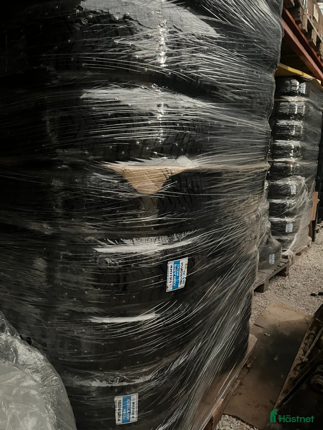 Övrigt fordon & transport till salu: Dubbdäck på fälg till hästtransport/släp i Leksand - Annons 3