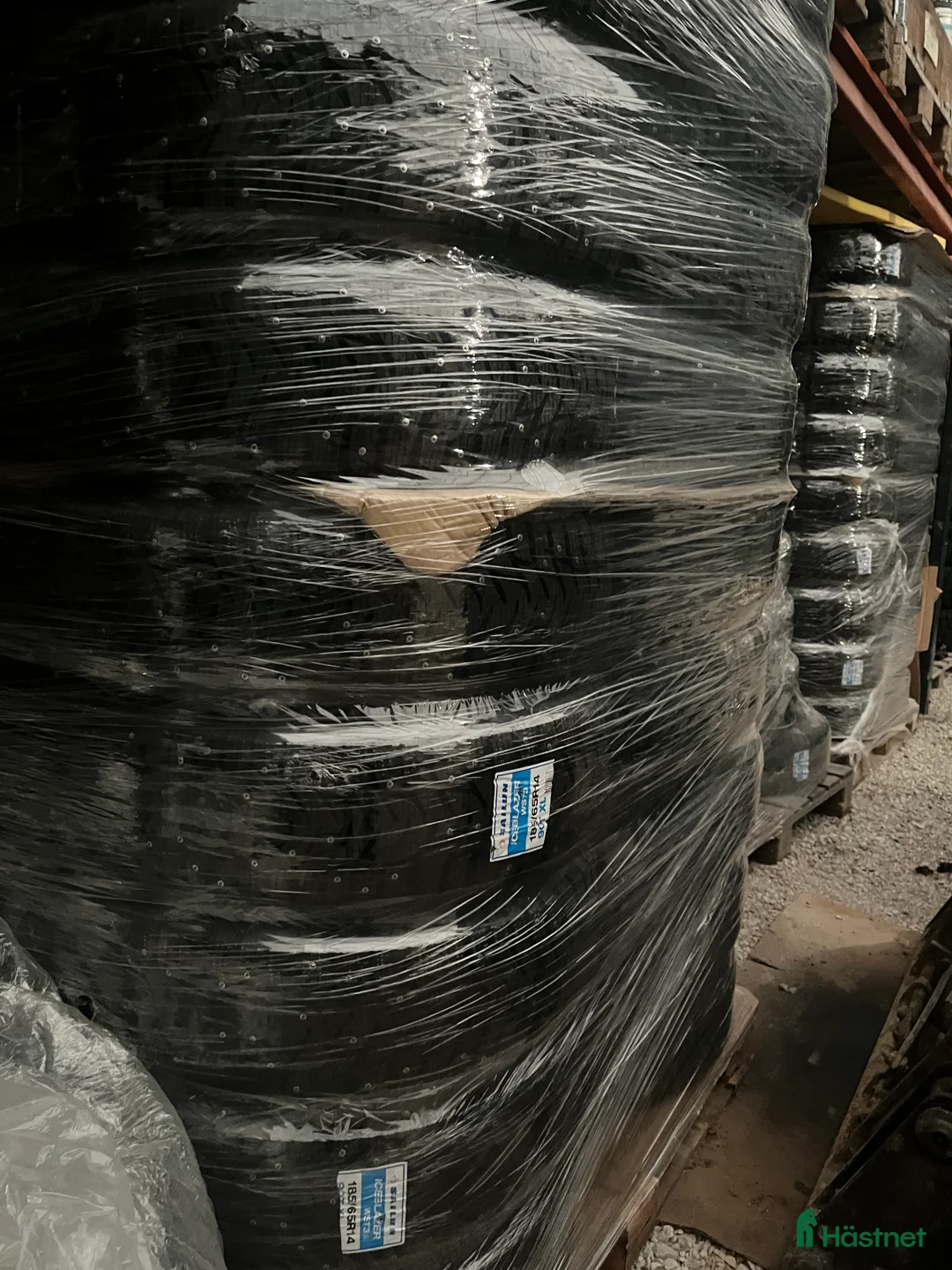 Övrigt fordon & transport till salu: Dubbdäck på fälg till hästtransport/släp i Leksand - Annons 3