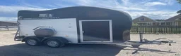 Hästtransporter  fordon & transport till salu: Prisvärd hästtransport i alu m sadelkammare - Annons 5