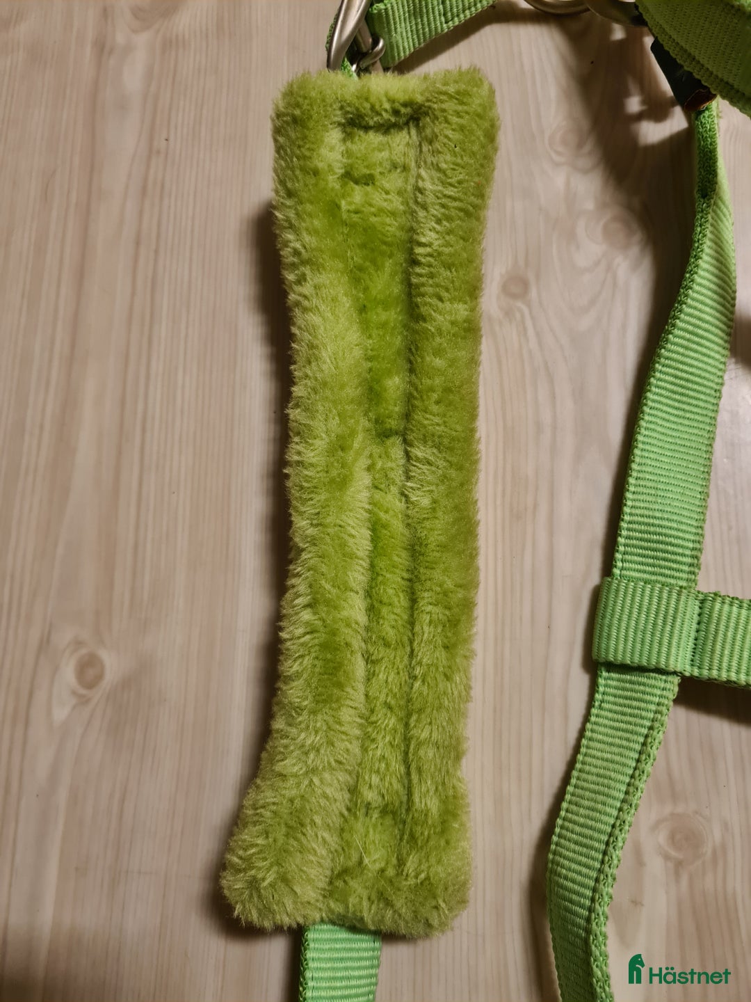 Schabrak & Vojlockar hästutrustning till salu: Showmaster set hopp full+ lindor och grimma i Rimbo - Annons 6