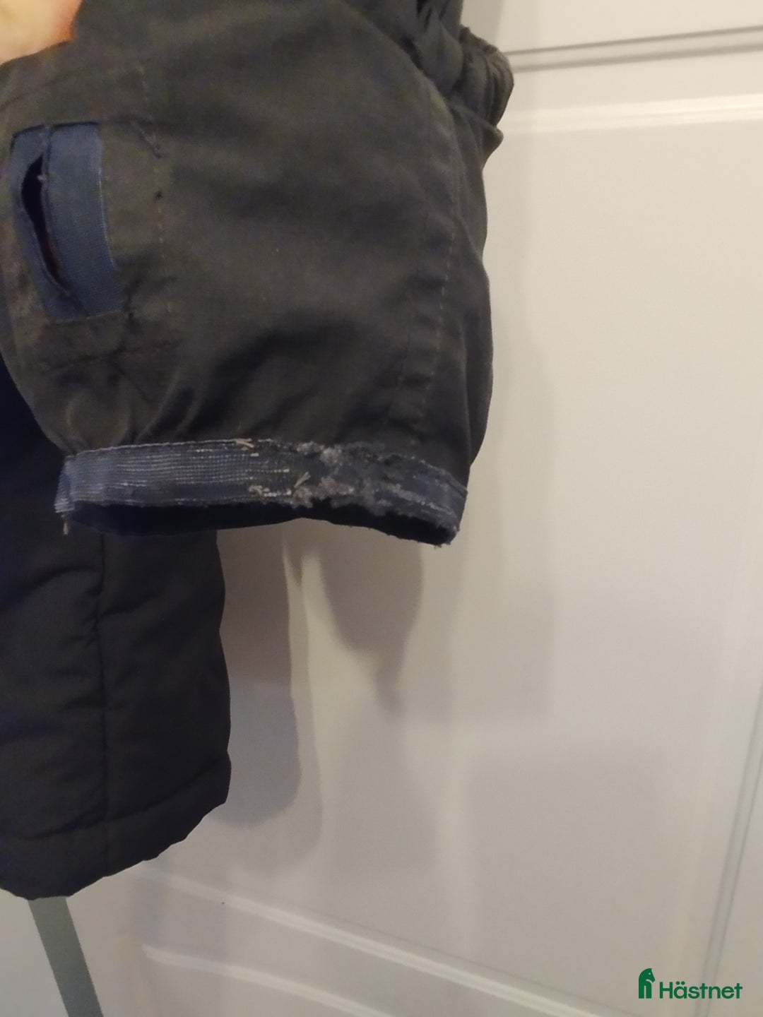Jackor & Kavajer ryttarutrustning till salu: Uhip Ice long Jacket strl 160 i Örebro - Bild 5