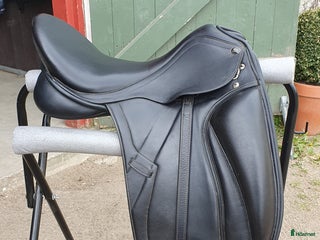 Sadlar hästutrustning till salu: PDS Grande i Kivik - Annons 2