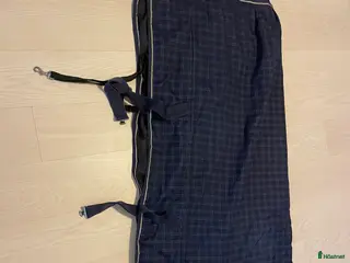 Täcken hästutrustning till salu: Varmt och fint utetäcke! i Strandbaden - Annons 2