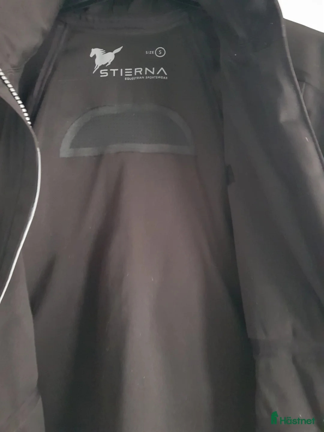 Jackor & Kavajer ryttarutrustning till salu: Stierna regnjacka S (XS)  i Söråker - Annons 4