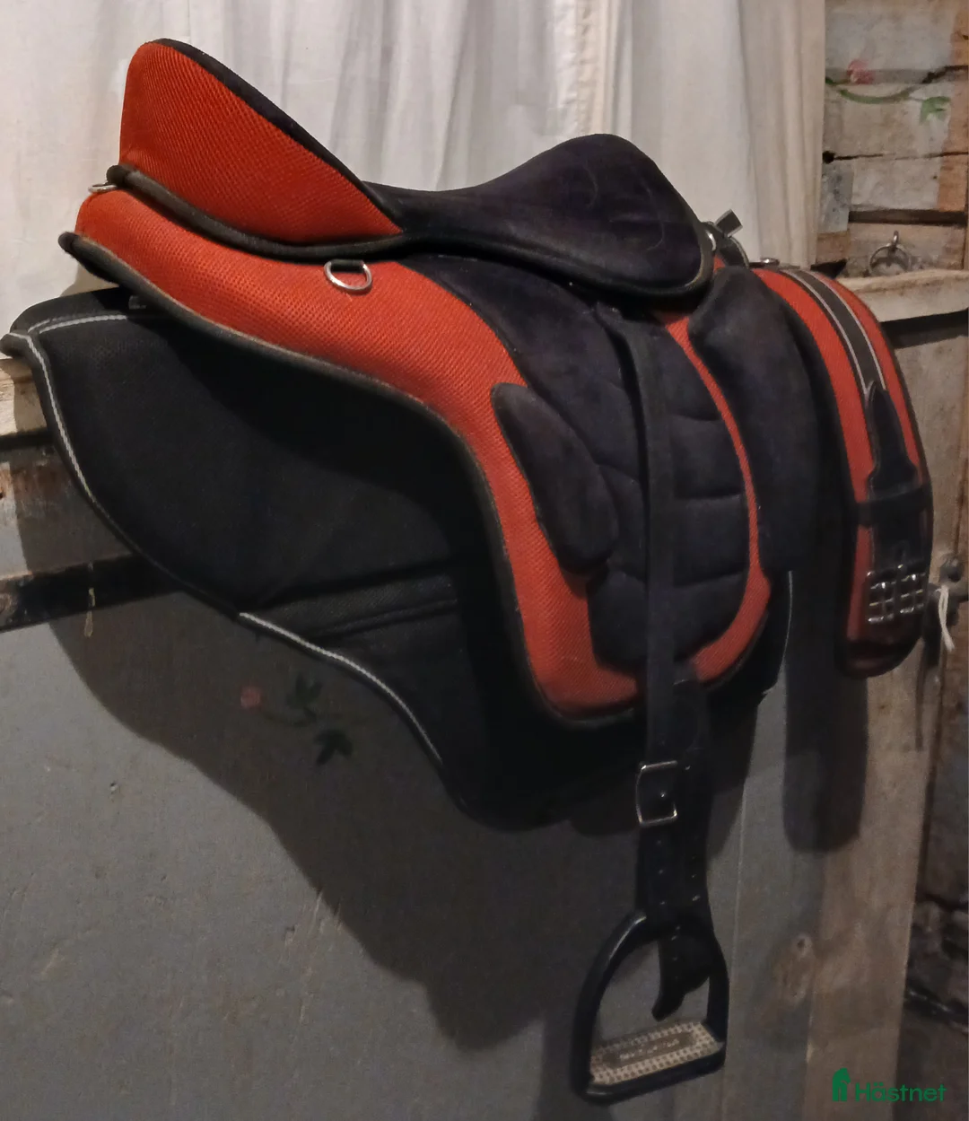 Sadlar hästutrustning till salu: Fin bomlös sadel  i Enköping - Annons 2