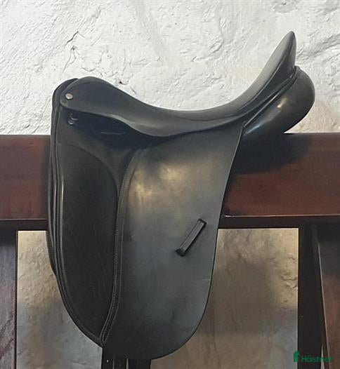 Sadlar hästutrustning till salu: County competitor 16.5 tum i Åstorp - Annons 1